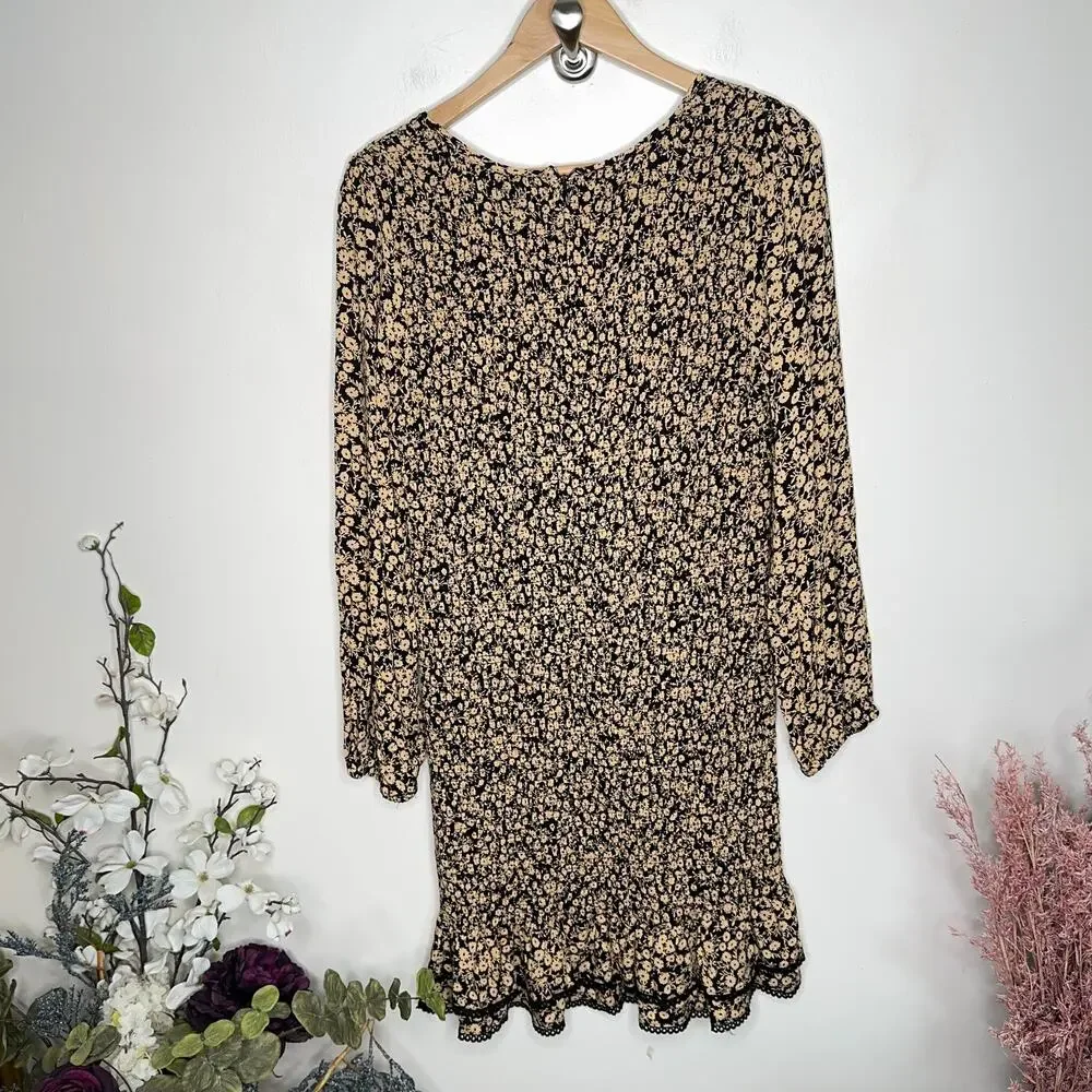 LOST + WANDER Pick Me Golden Hour Smocked Mini Dress Yellow Black {3M23} - Picture 5 of 7